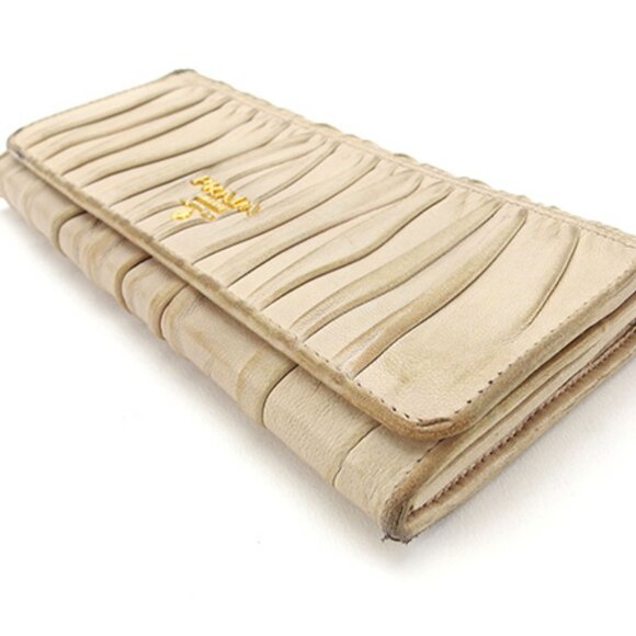 Prada Wallet Purse zipper wallet Beige Gold Woman Authentic - Picture 3 of 7